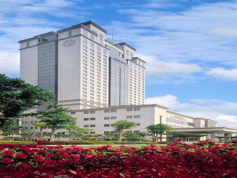 Sheraton Dongguan Hotel Exterior photo